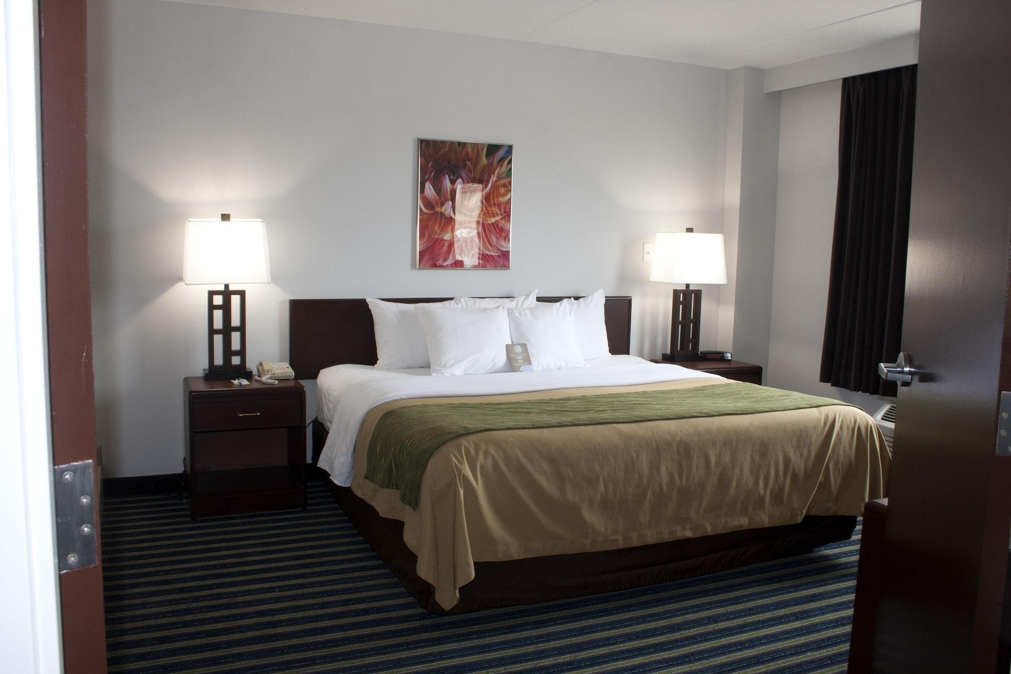 Comfort Inn & Suites Moose Jaw Bagian luar foto